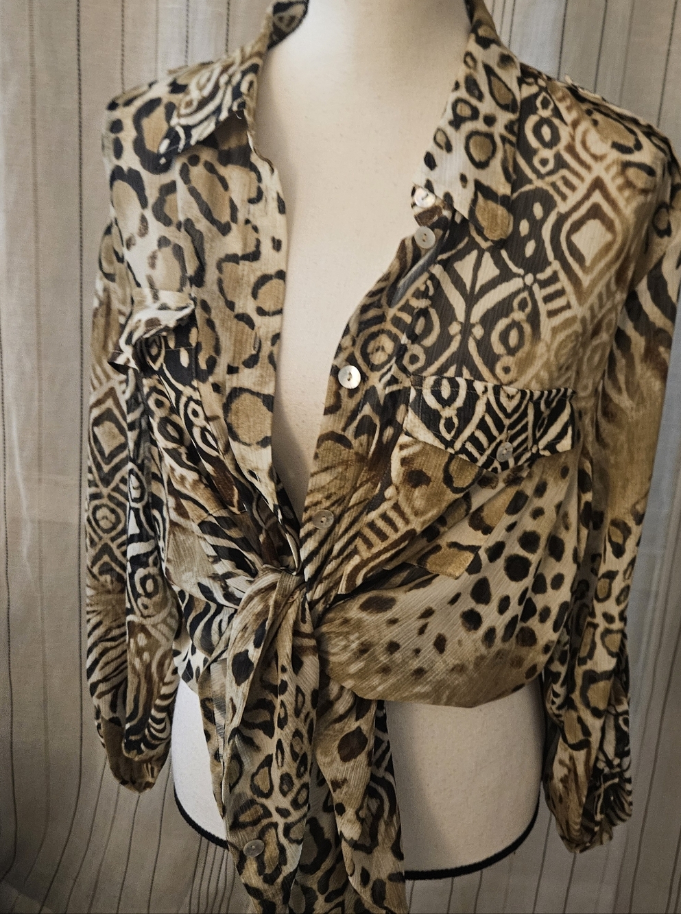 Ruby Rd. Animal Print Shell in Black and Tan - Picture 2 of 6
